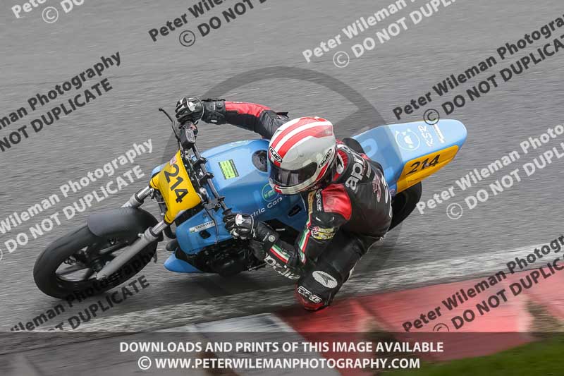 cadwell no limits trackday;cadwell park;cadwell park photographs;cadwell trackday photographs;enduro digital images;event digital images;eventdigitalimages;no limits trackdays;peter wileman photography;racing digital images;trackday digital images;trackday photos